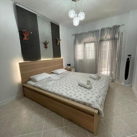 Comfy Myrvalis Apartment 阿吉亚特拉萨 外观 照片