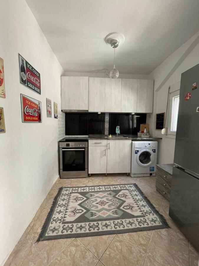 Comfy Myrvalis Apartment 阿吉亚特拉萨 外观 照片